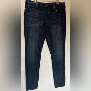 Mossimo Midrise Curvy skinny Jeans dark wash Women’s size 16/33 R